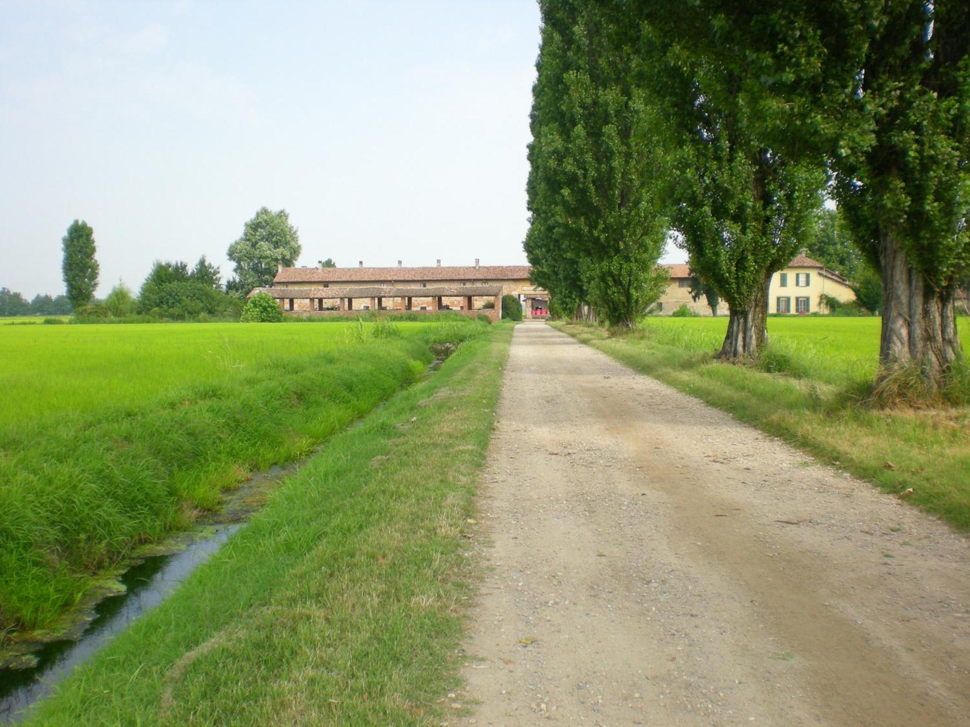 Agriturismo Cascina Mora Pavia Exterior photo